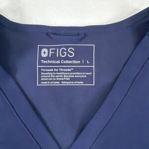 Figs Catarina One Pocket Scrub Top Women's Large Navy Blue Tech. Collect Nursing